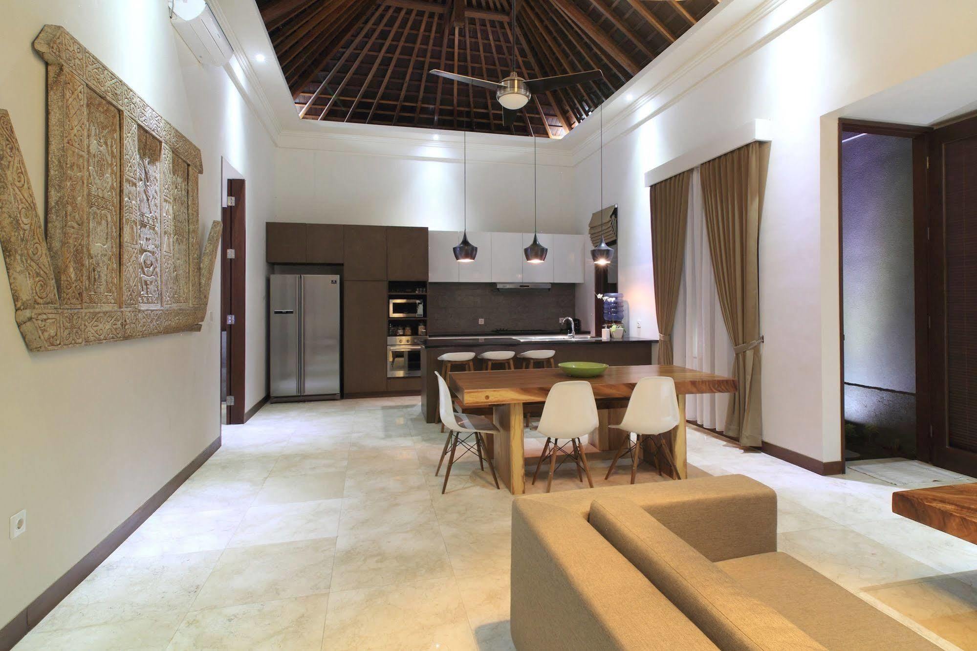 Bale Mandala Villas Senggigi Buitenkant foto