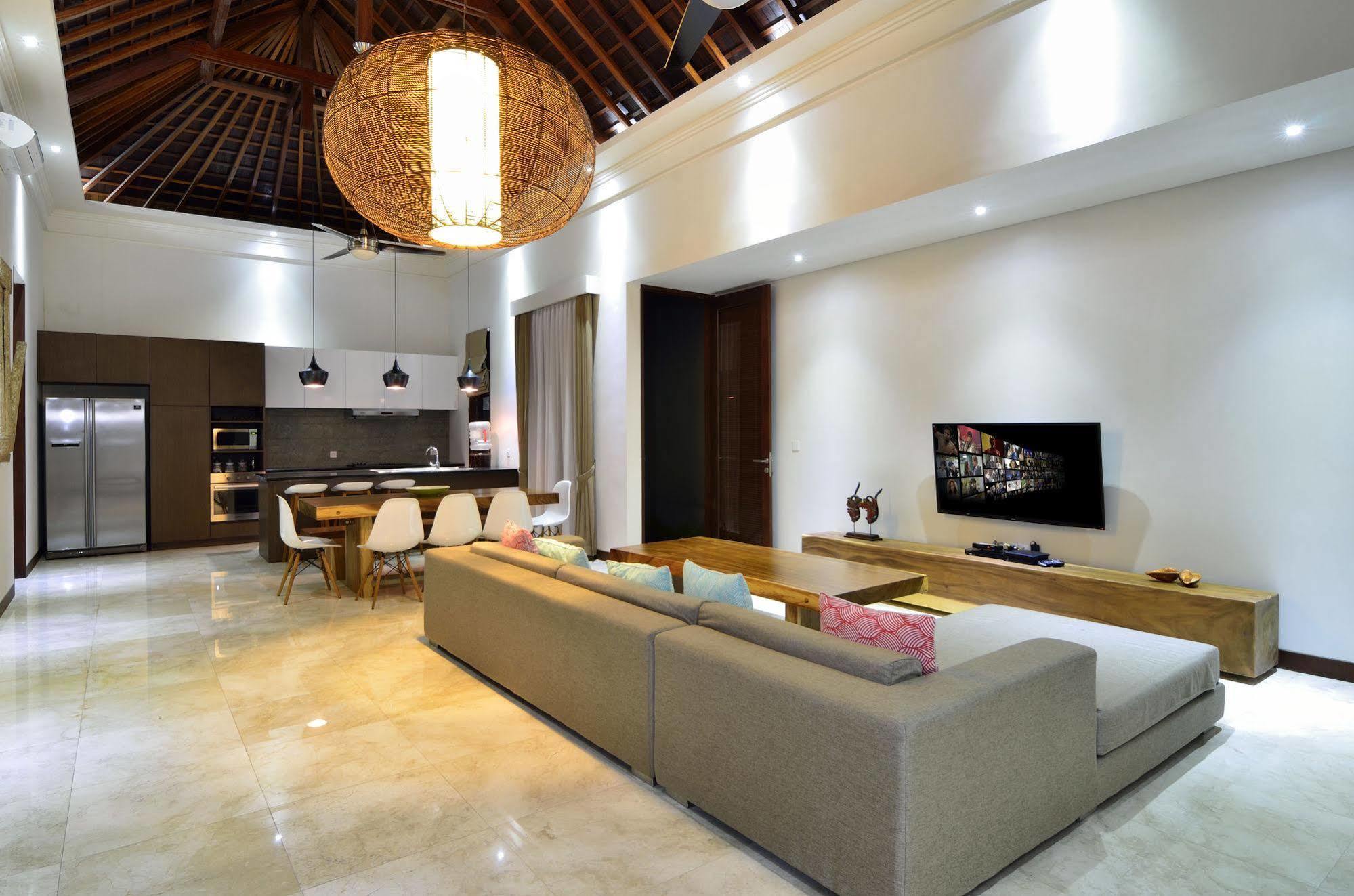 Bale Mandala Villas Senggigi Buitenkant foto