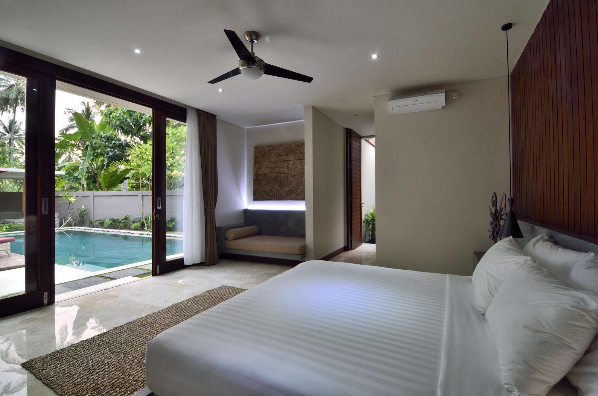 Bale Mandala Villas Senggigi Buitenkant foto
